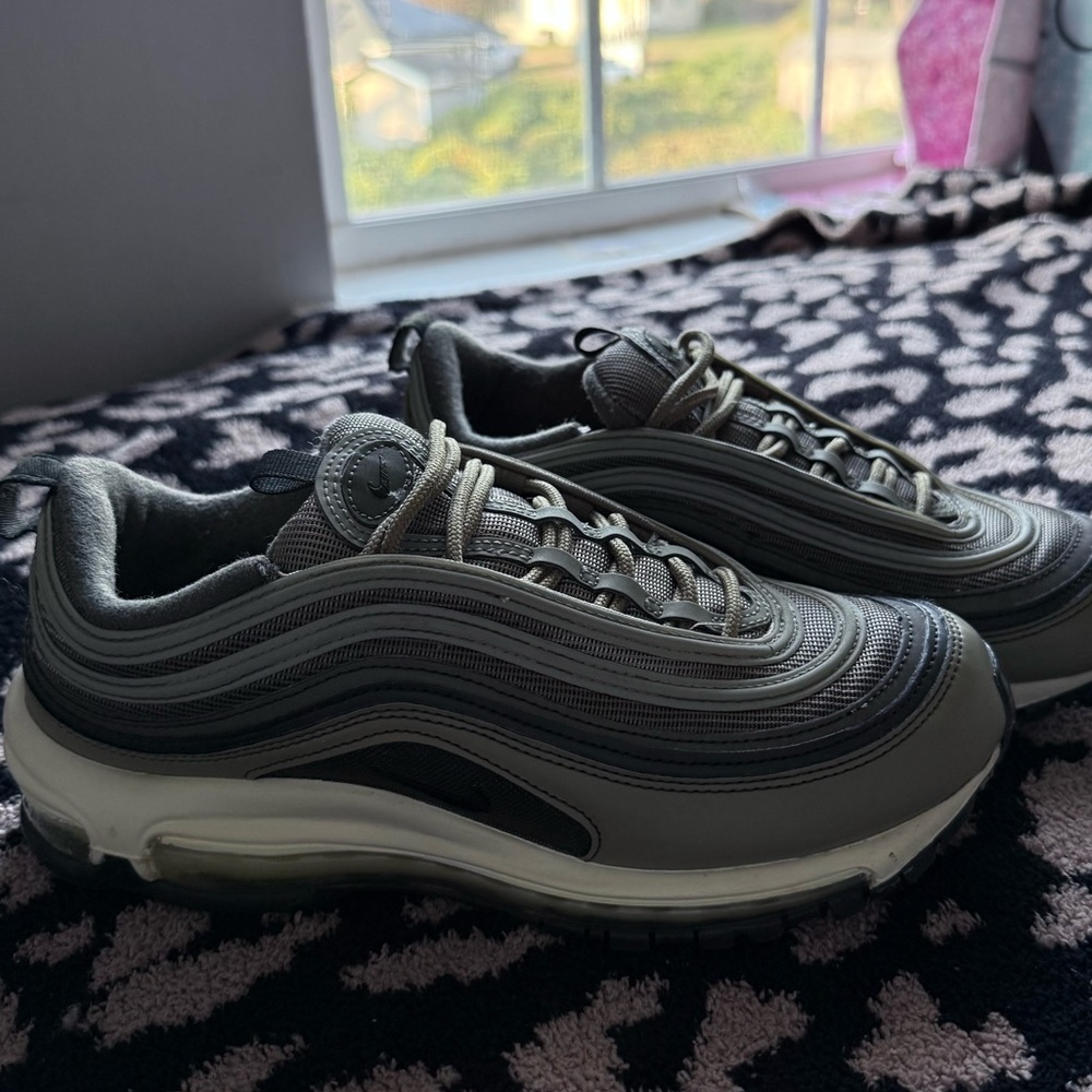 Nike Air Max 97 Women's Sneakers - olive green and Gray